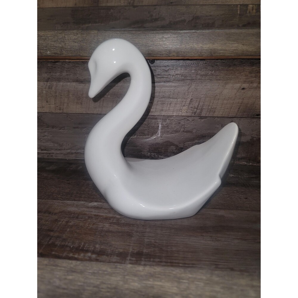 Vintage Swan Washcloth/ Hand Towel Holder Ceramic